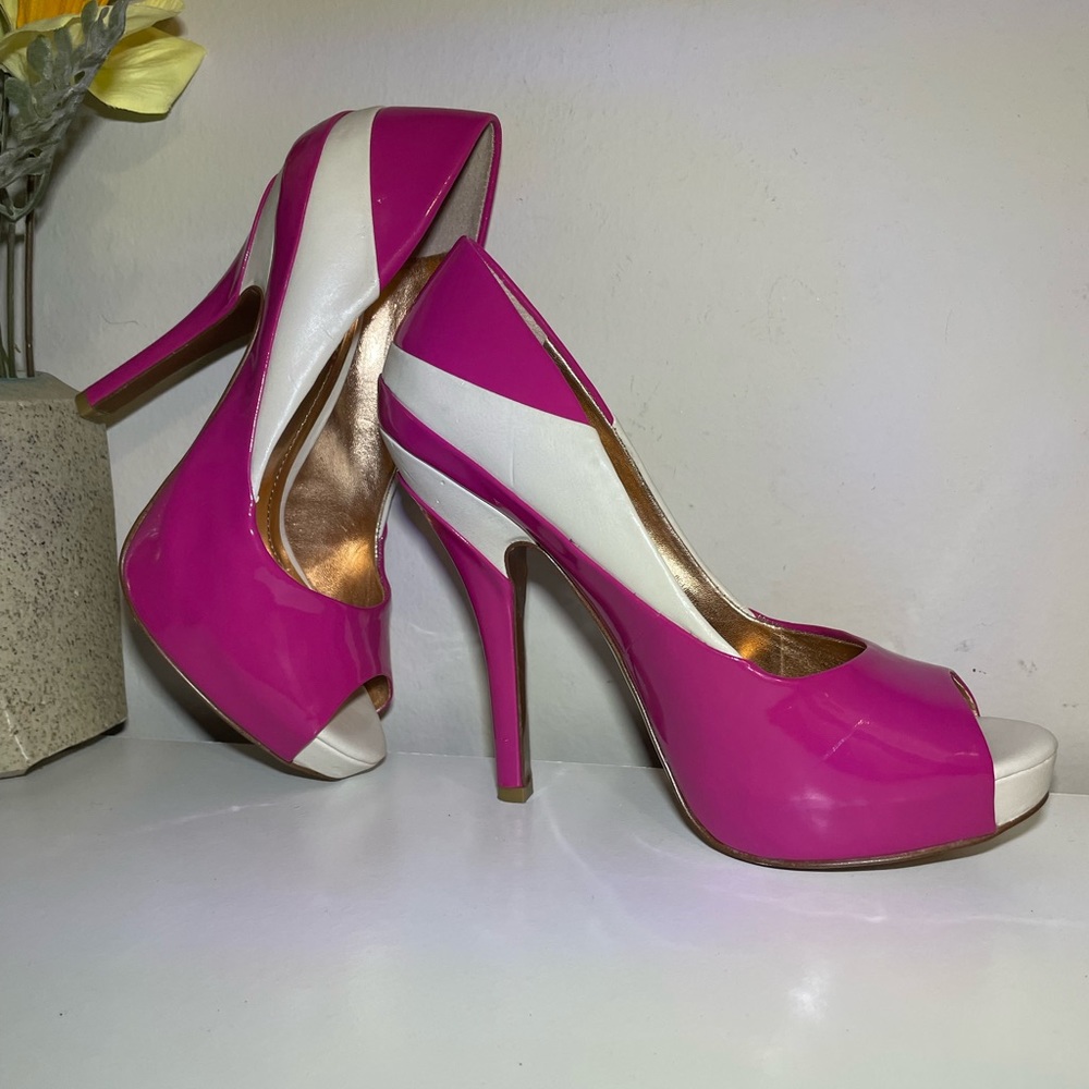 BCBGeneration 6 1/2 Barbie Pink and White Stripes Platform Peep Toe Heels Shoes